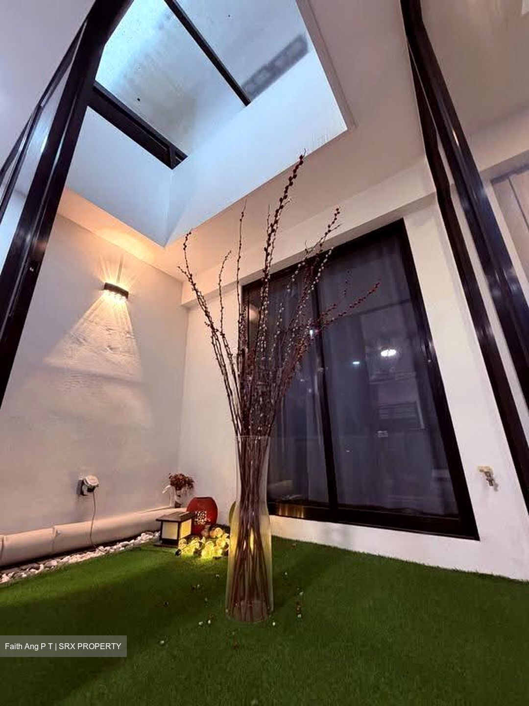 Nanyang Park (D19), Terrace #624897081